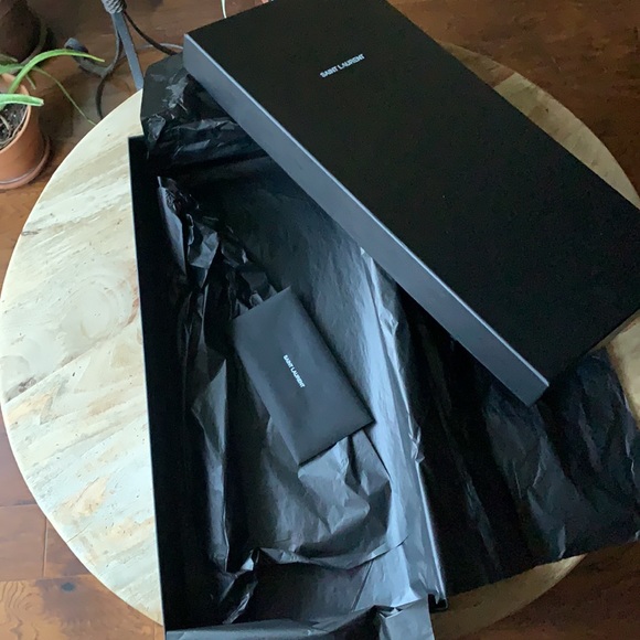 SAINT LAURENT Boots Box w/envelope - - Picture 7 of 7